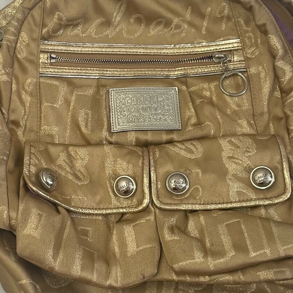 β¨ Limited Edition Coach Poppy Storypatch Glam Backpack β Gold/Bronze β¨ - Picture 10 of 15